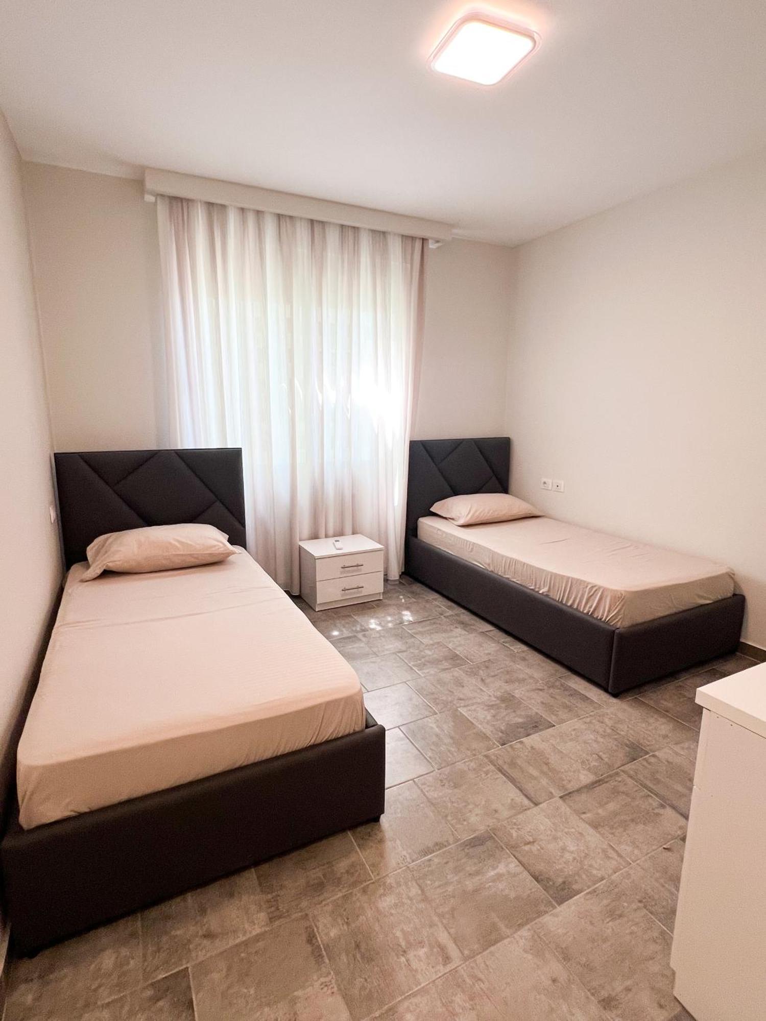 Sea View Apartments Durres Exterior photo