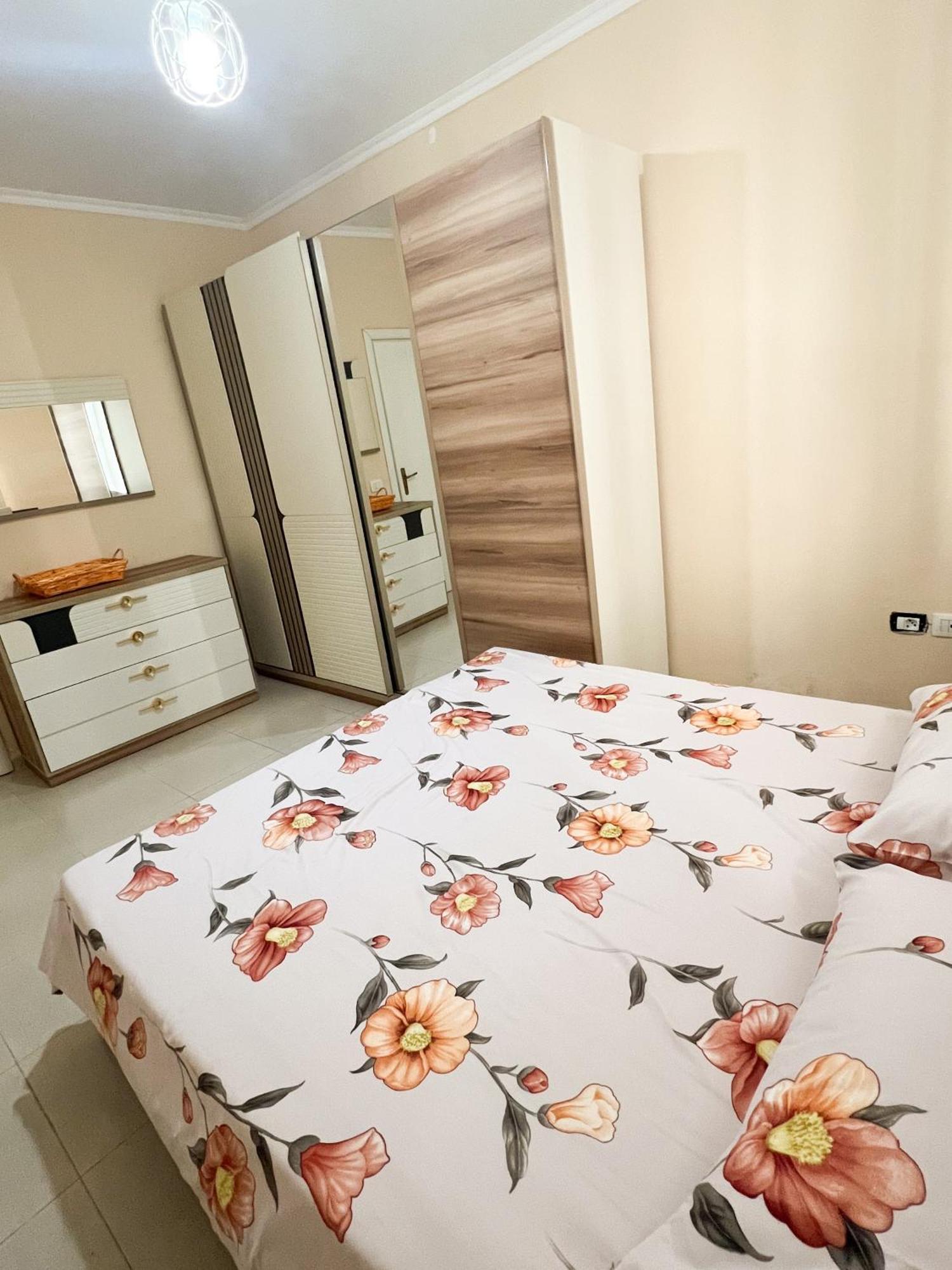 Sea View Apartments Durres Exterior photo